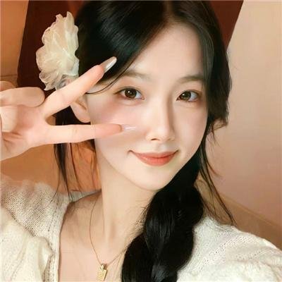 春花娇美可人儿